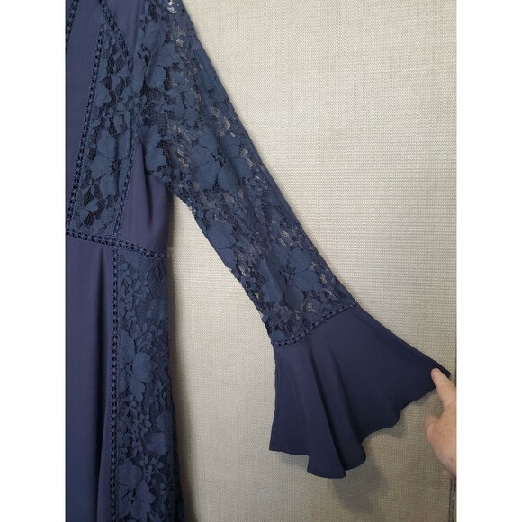 ASTR The Label Anastasia Navy Lace Detail Button-Front Bell Sleeve Dress Size L - Picture 4 of 6